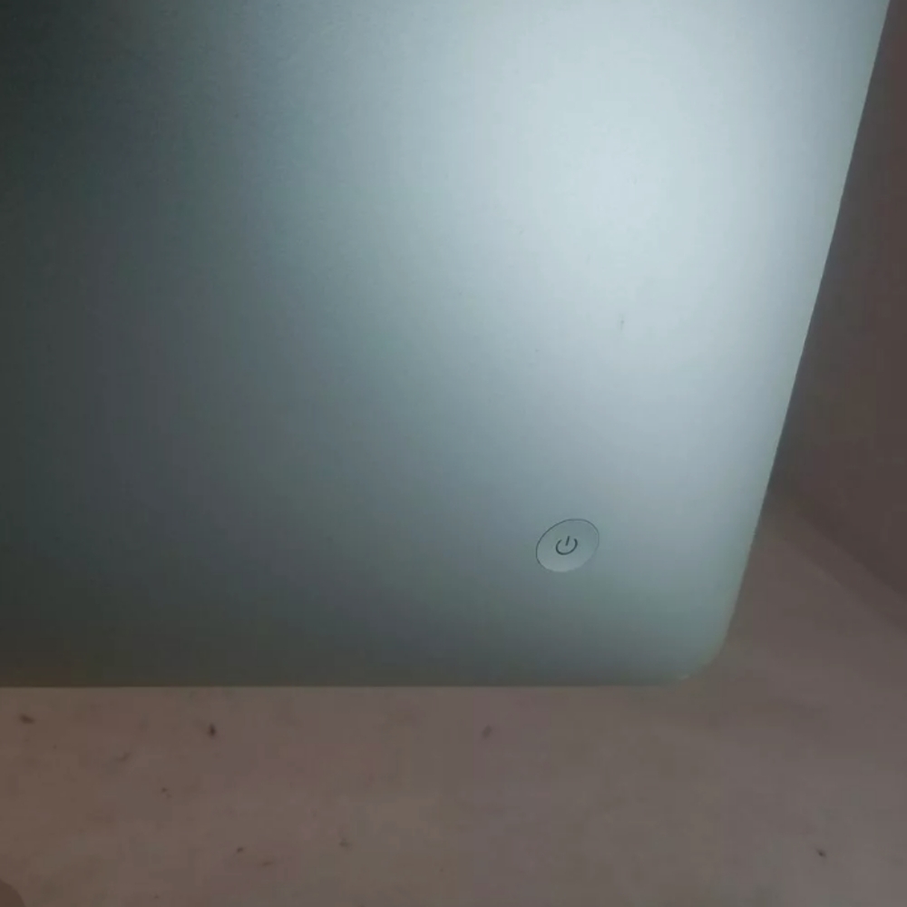 Apple iMac 2015 21 inch Intel core i5 A1418 all in one large skinny computer - Picture 7 of 8